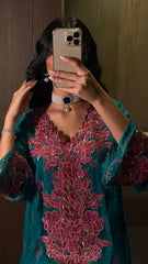 Whispering Petals Jalabiya