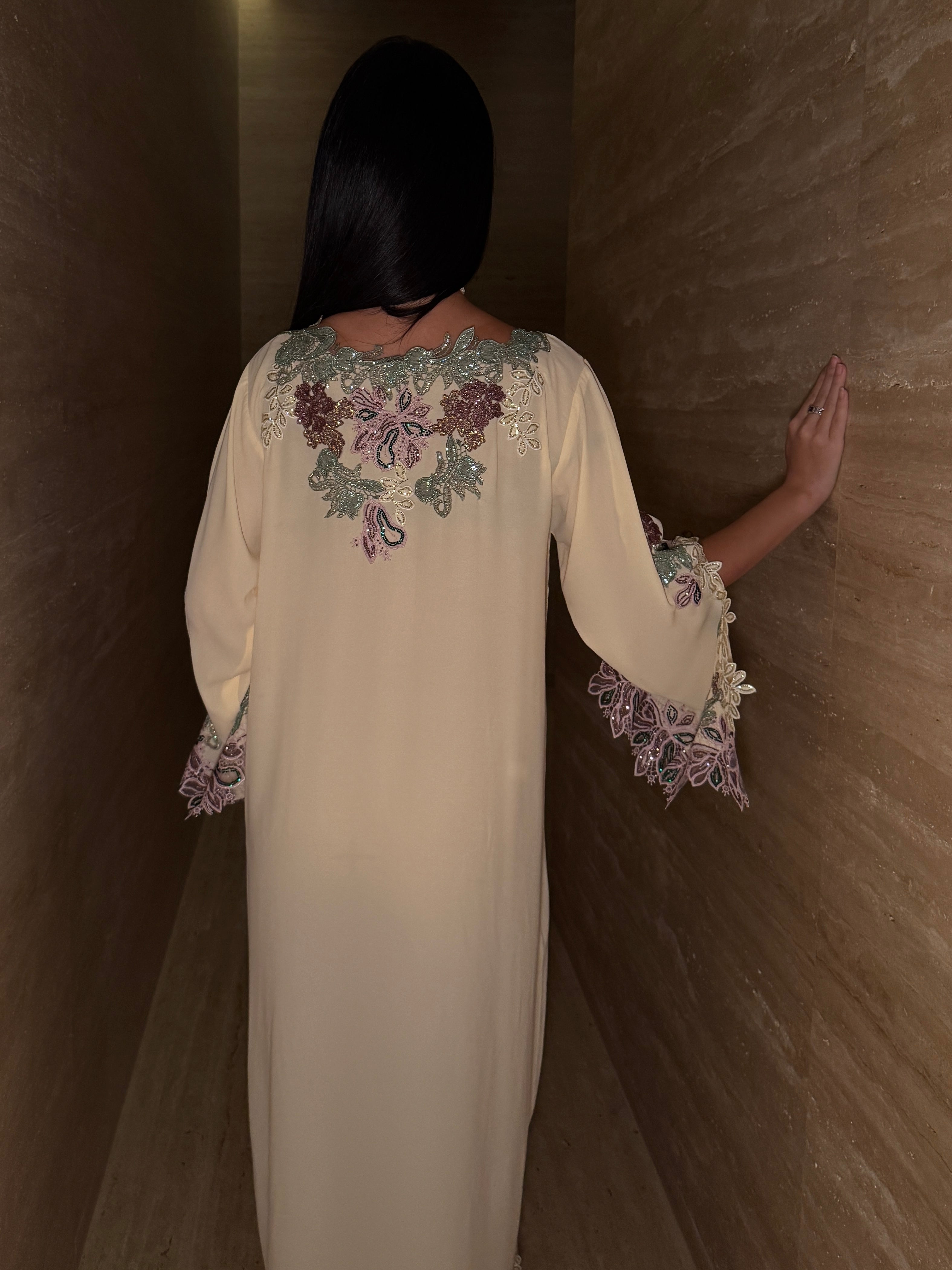 Noor Floral Embroidered Cream Jalabiya