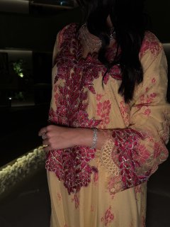Golden Rose Embellished jalabiya